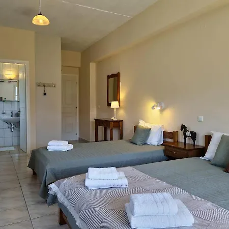 Lontza Studio's Peaceful And Secluded Pinakohóri