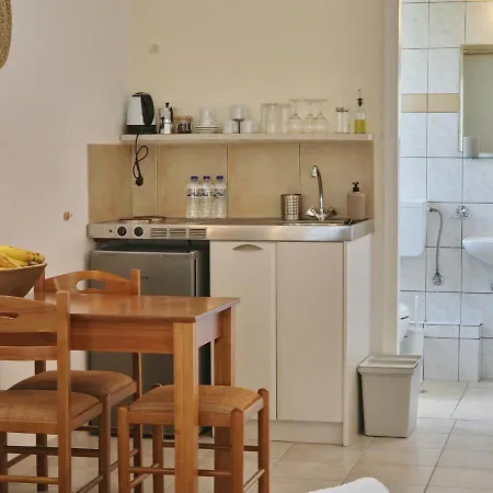 Apartman Lontza Studio's Peaceful And Secluded Pinakohóri