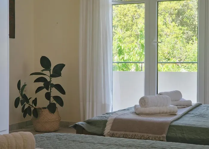 Lontza Studio's Peaceful And Secluded Lägenhet