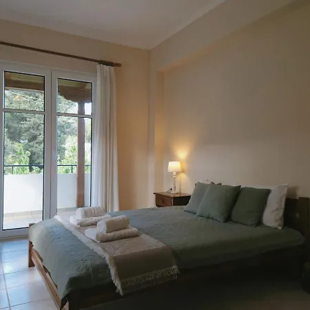 Lontza Studio's Peaceful And Secluded * Pinakokhorion