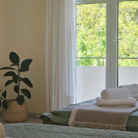 Lontza Studio's Peaceful And Secluded 公寓