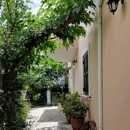 Lontza Studio's Peaceful And Secluded Pinakokhorion